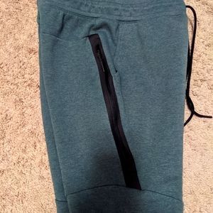 Nike Tech pants (rare color)